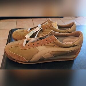 Vintage John Havlicek Super Star Sneakers